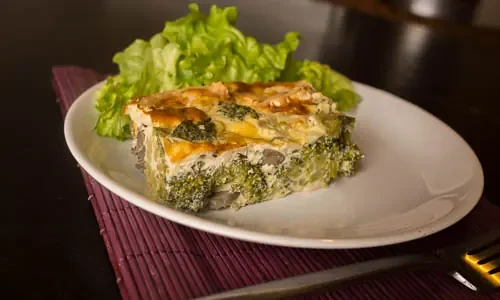 Photographie : Gratin de brocoli et de champignons à la ricotta et au chèvre